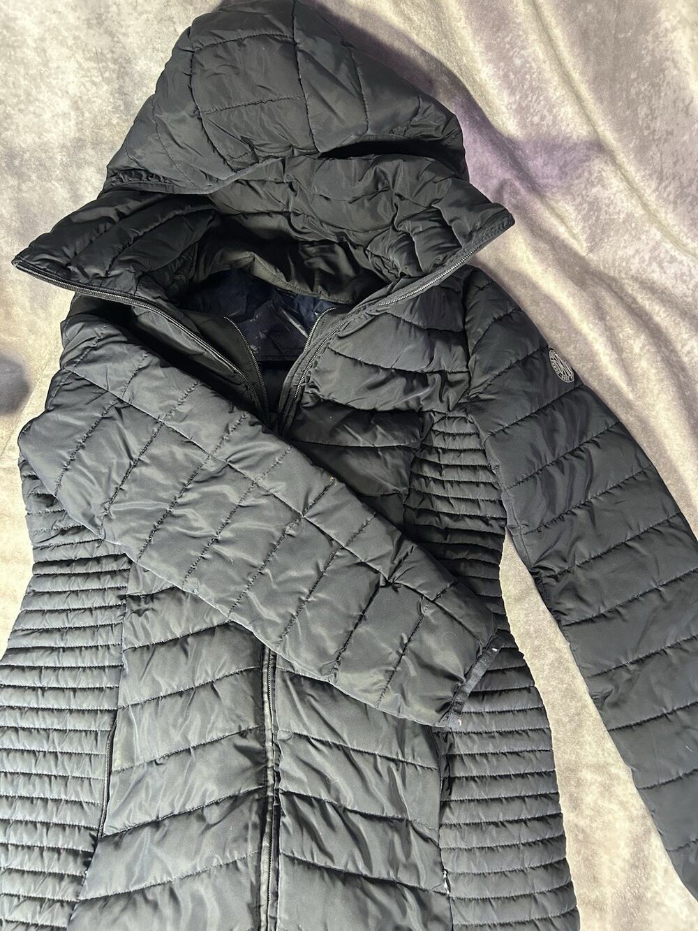 DKNY Packable Puffer Coat Women's Medium Black Hooded Quilted Jacket Zip Pockets